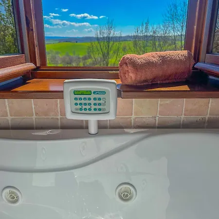 Σπίτι διακοπών Country Charm & Jacuzzi Vote 5 Other Ota *